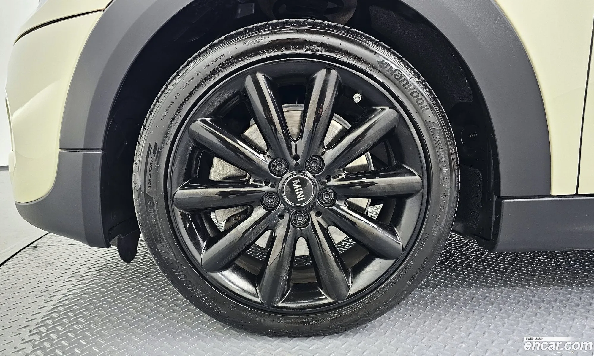 Mini Cooper S 2018 WMWXU3104K2D47003 — 18