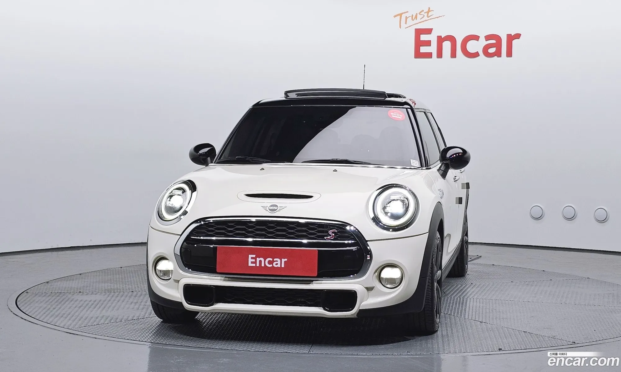 Mini Cooper S 2018 WMWXU3104K2D47003 — 19