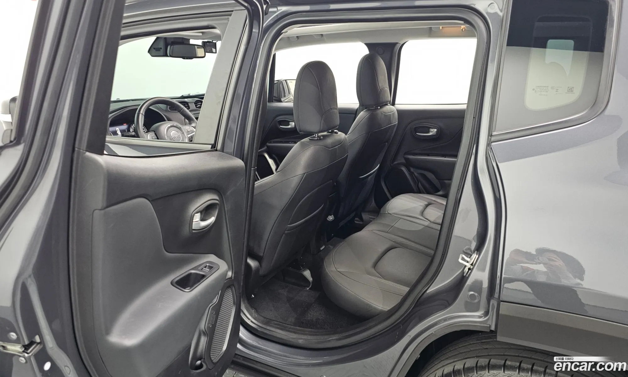 Jeep Renegade 2023 1C4NJCD11PPP66909 — 11