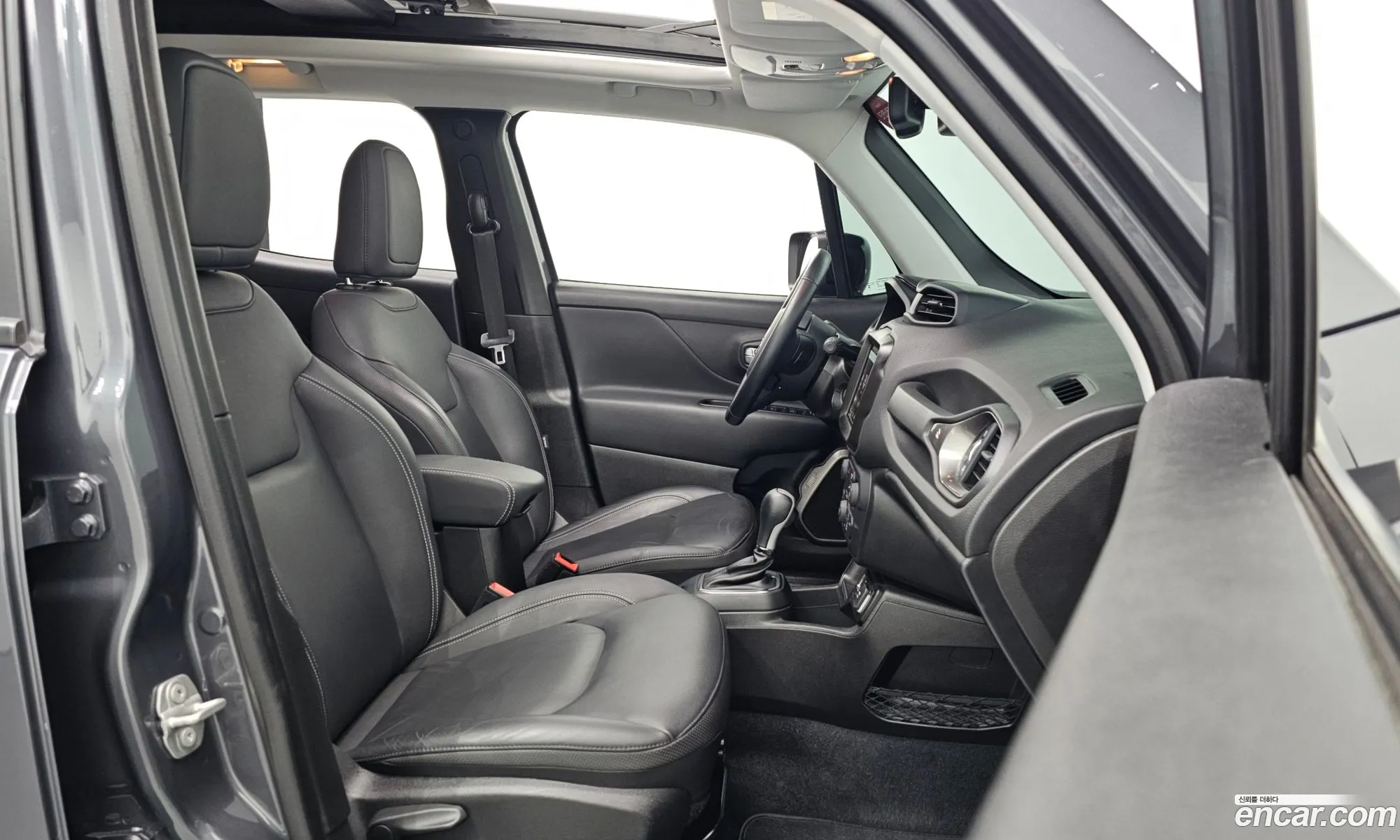 Jeep Renegade 2023 1C4NJCD11PPP66909 — 13