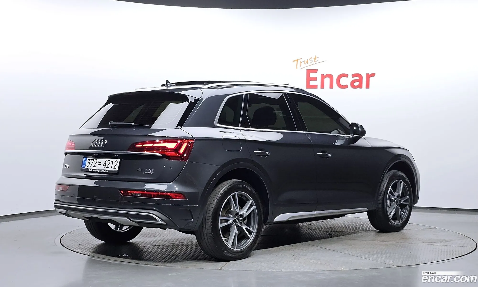 Audi Q5 2022 WAUZZZFY1N2048839 — 18