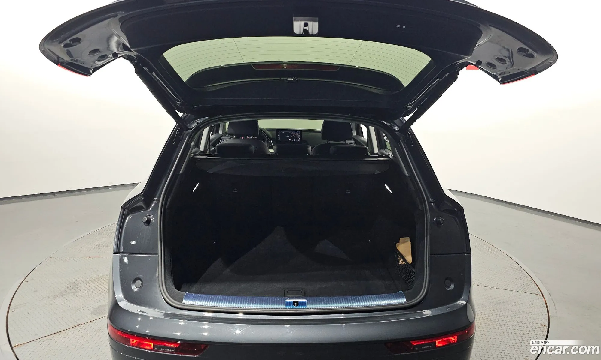 Audi Q5 2022 WAUZZZFY1N2048839 — 12