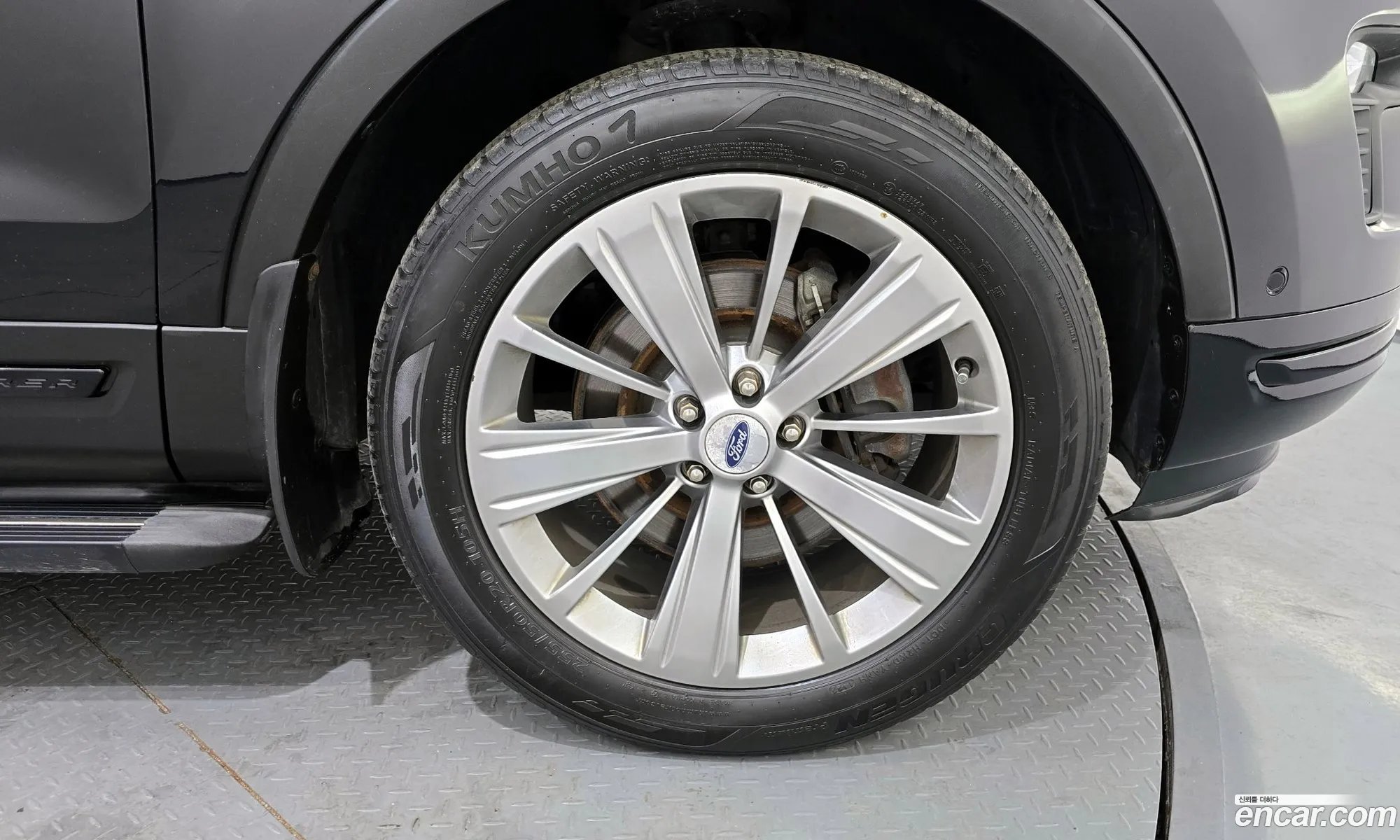 Ford Explorer 2018 — 11