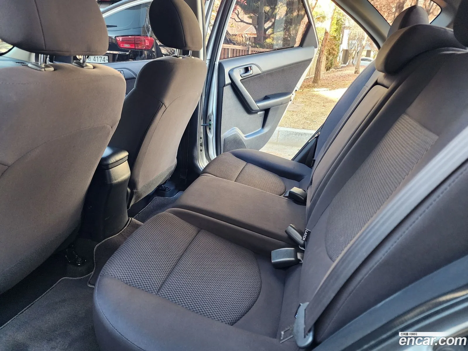 Kia Forte Hatchback 2011 — 9