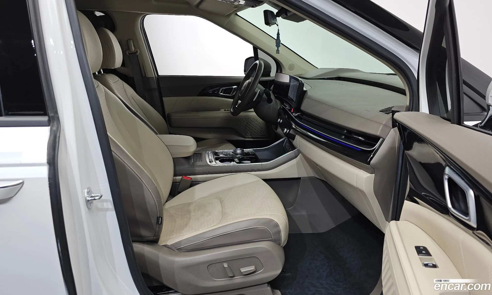 Kia Carnival 2024 — 3
