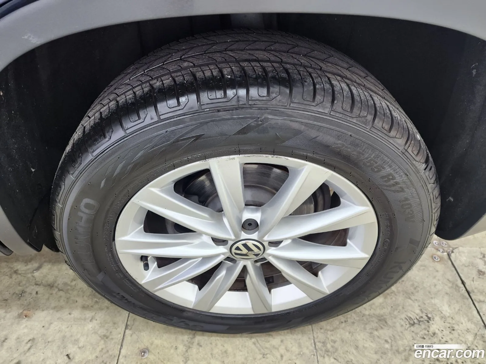 Volkswagen Tiguan 2015 — 10