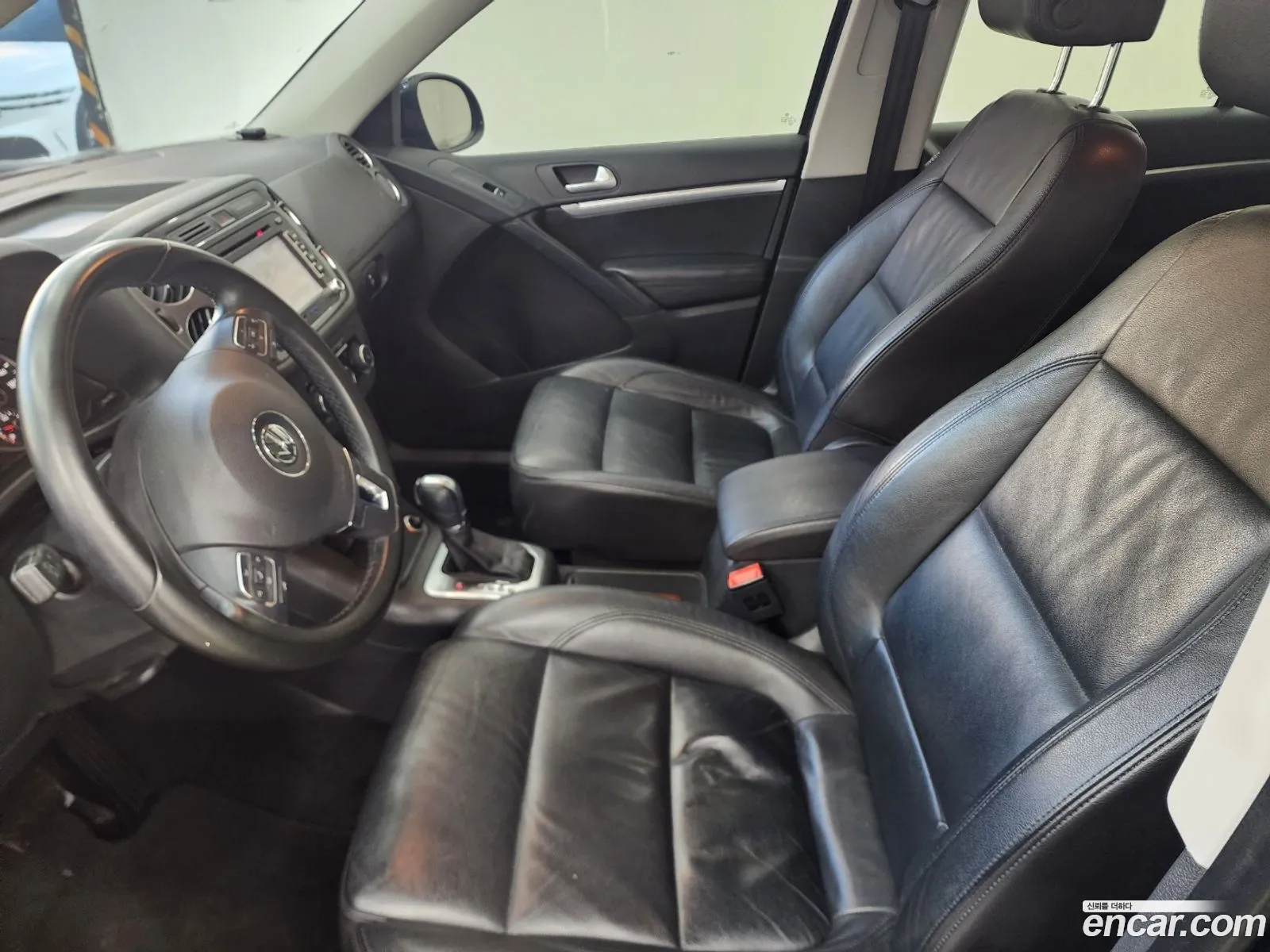 Volkswagen Tiguan 2015 — 16