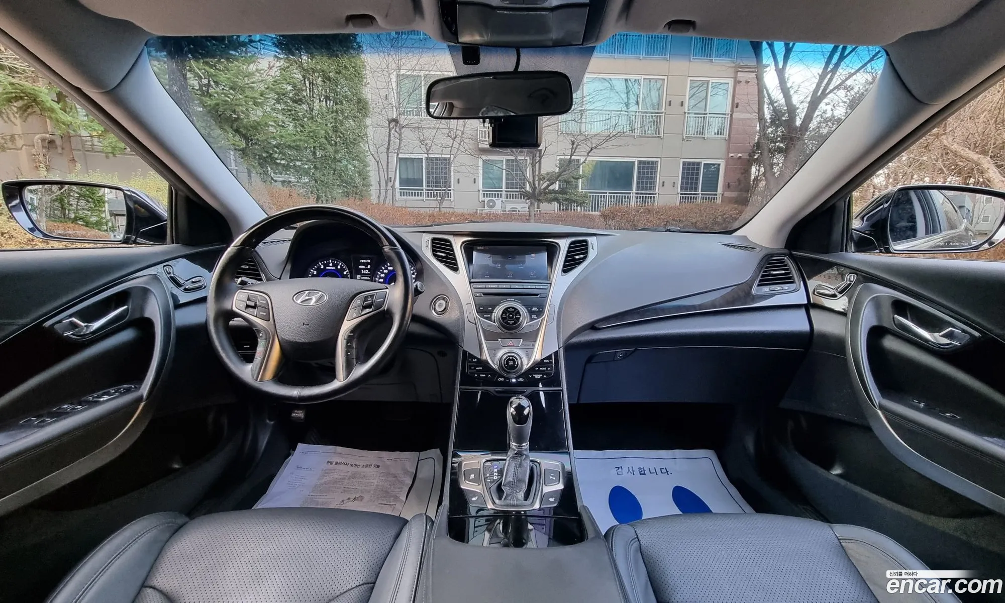 Hyundai Grandeur HG 2012 — 11