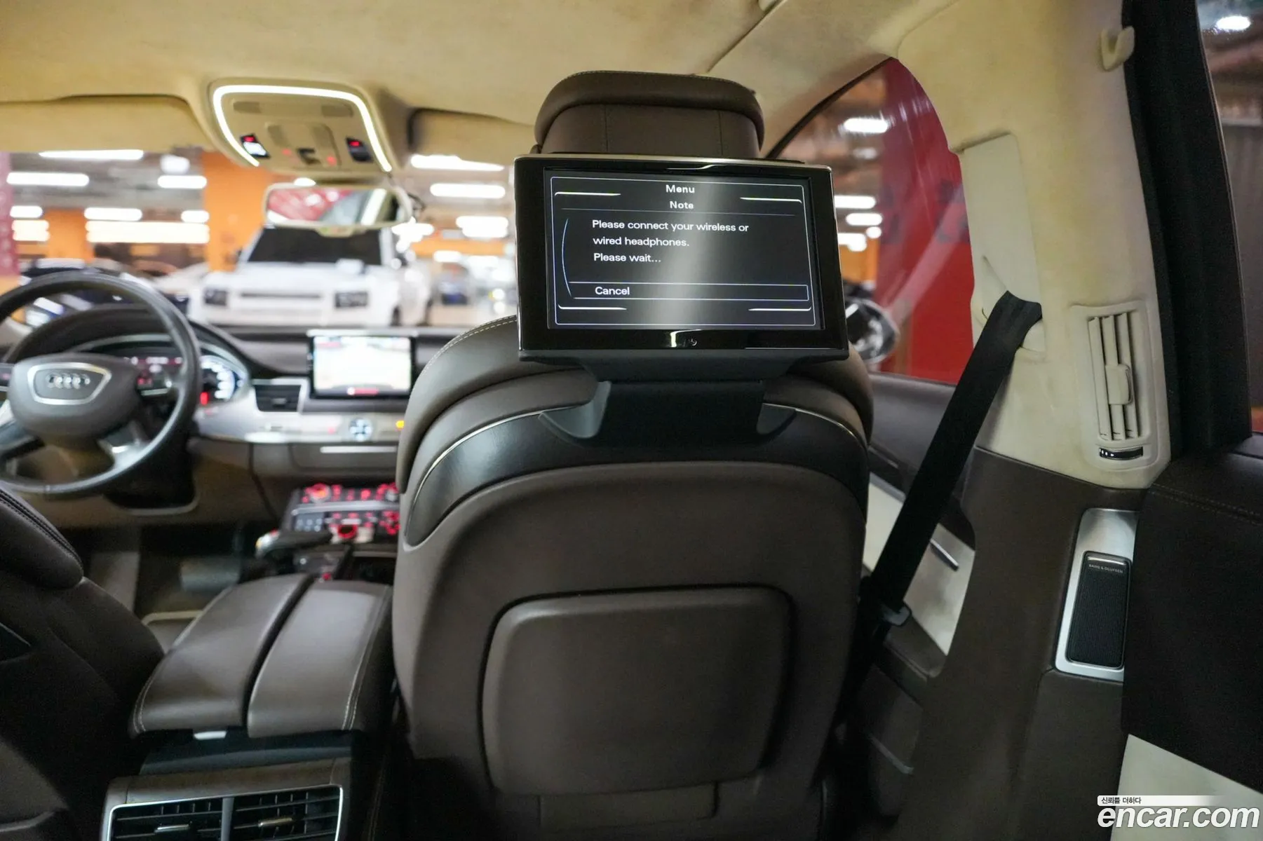Audi A8 2011 — 3