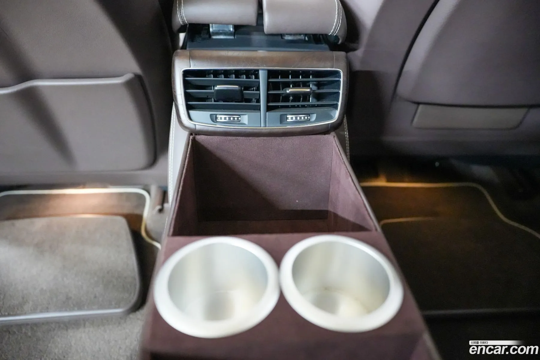 Audi A8 2011 — 11