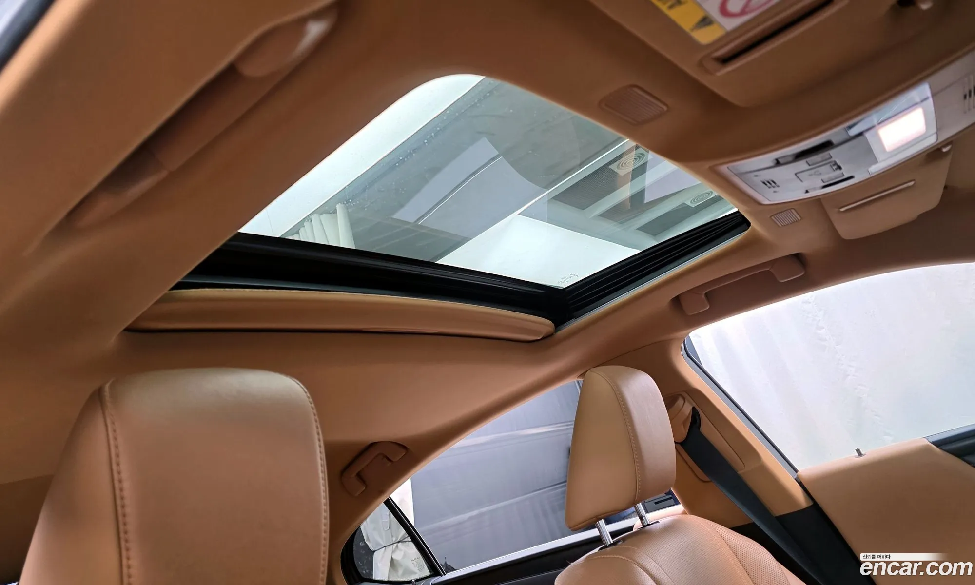 Lexus ES300h 7th Gen 2022 JTHBA1C10P2013375 — 2
