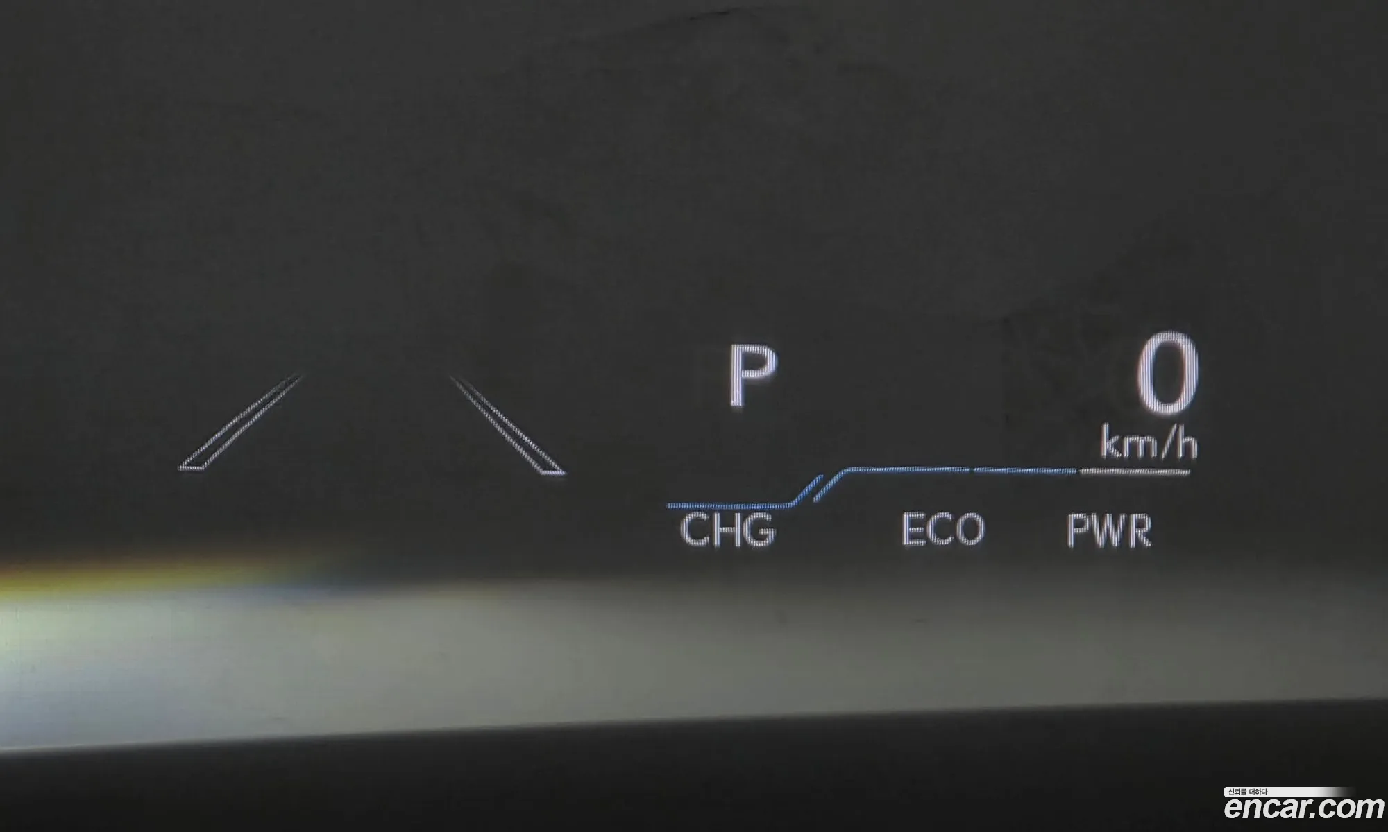 Lexus ES300h 7th Gen 2022 JTHBA1C10P2013375 — 6