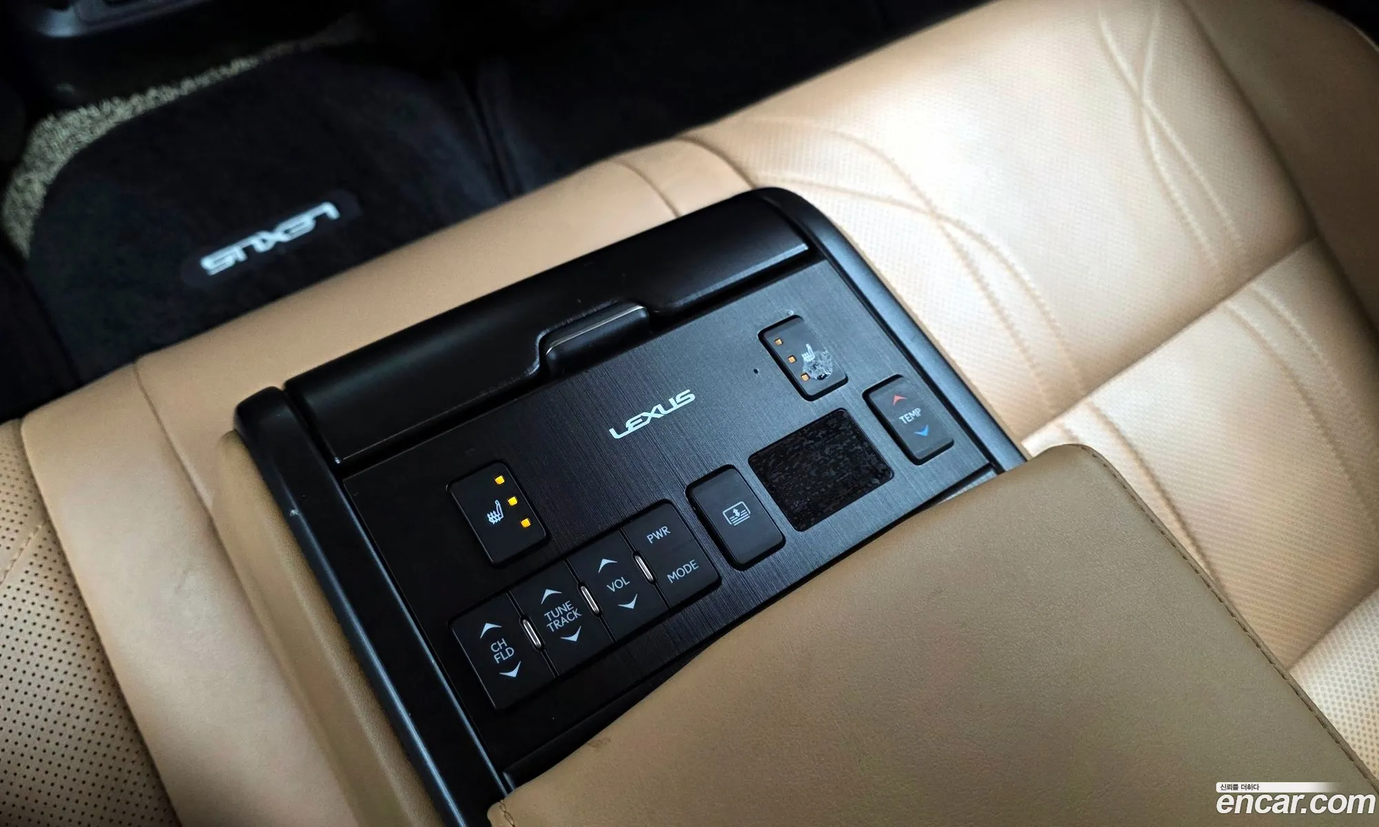 Lexus ES300h 7th Gen 2022 JTHBA1C10P2013375 — 13