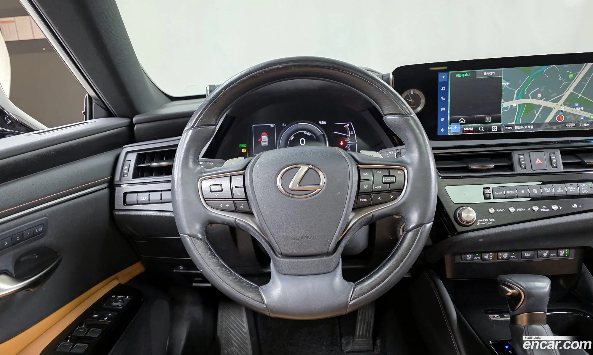 Lexus ES300h 7th Gen 2022 JTHBA1C10P2013375 — 15