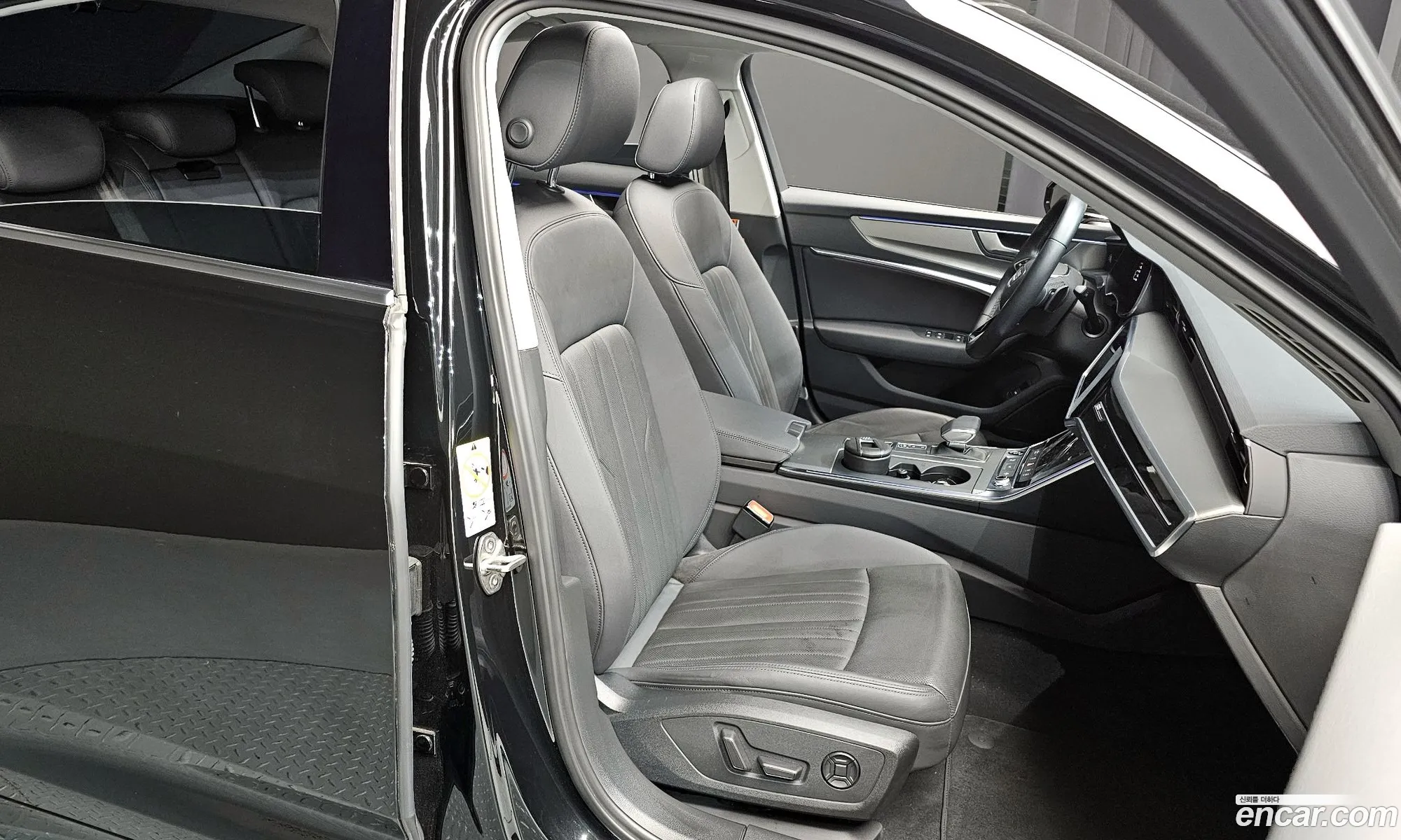 Audi A6 2021 — 18