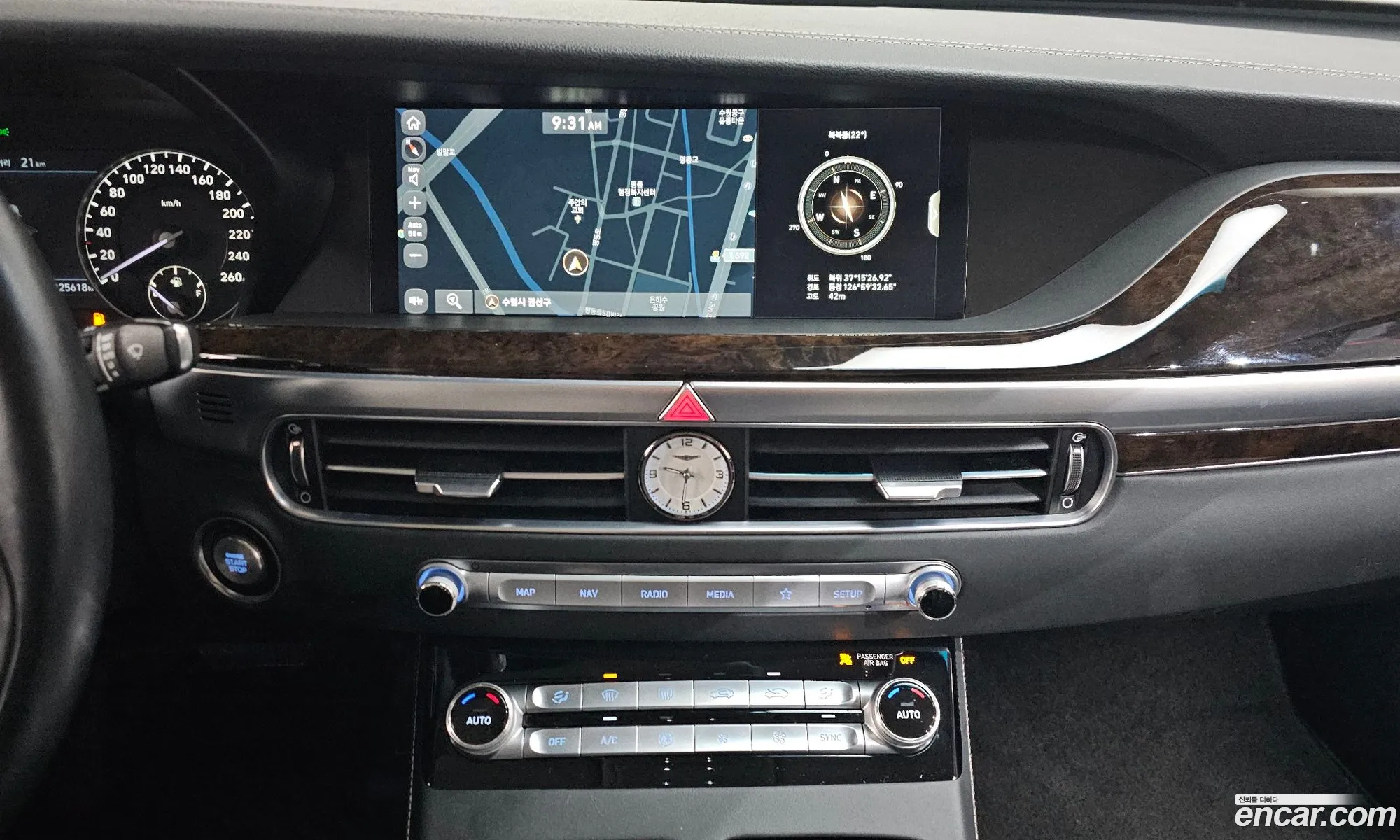 Genesis G90 2019 — 2