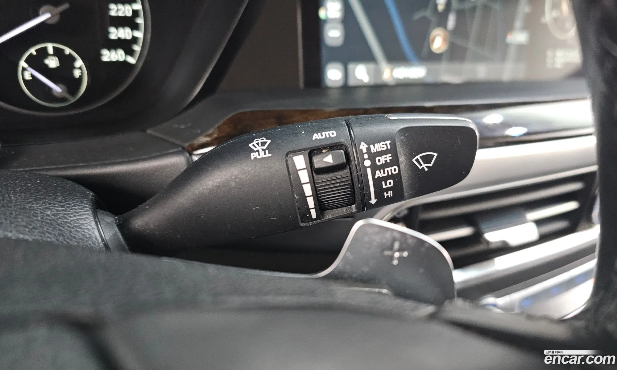 Genesis G90 2019 — 14