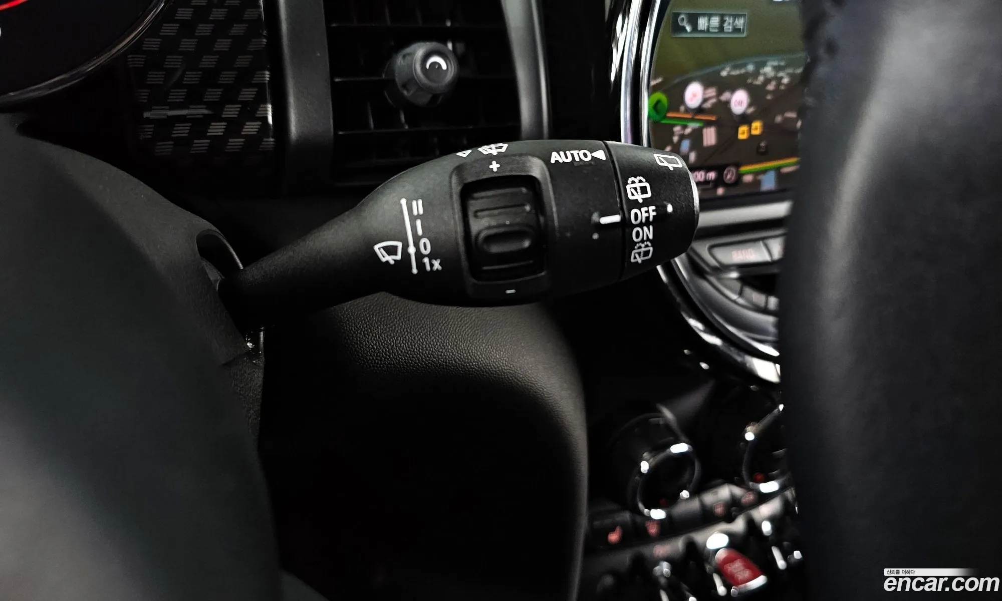Mini Cooper S 2021 WMWXV9108M2N94055 — 12