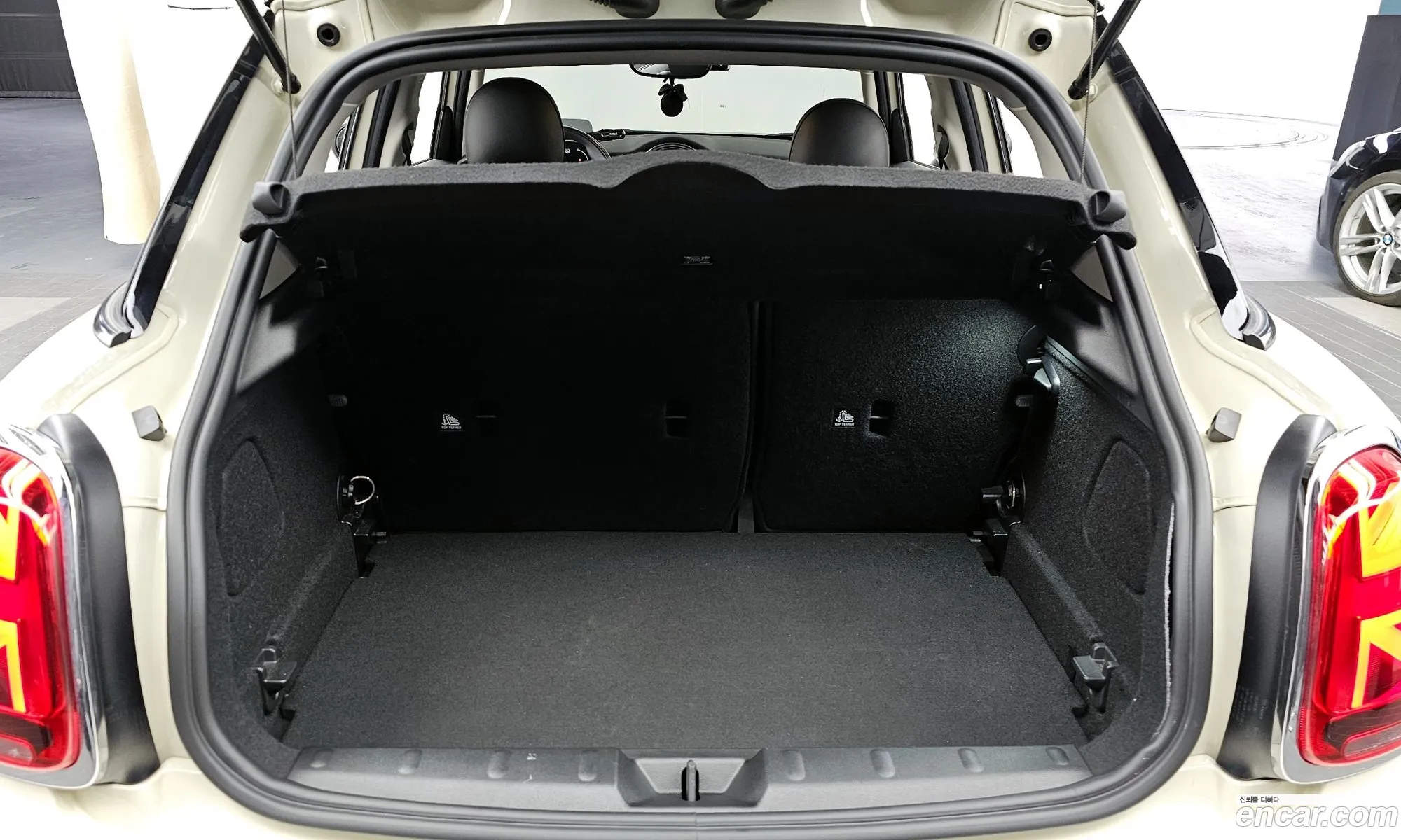 Mini Cooper S 2021 WMWXV9108M2N94055 — 9