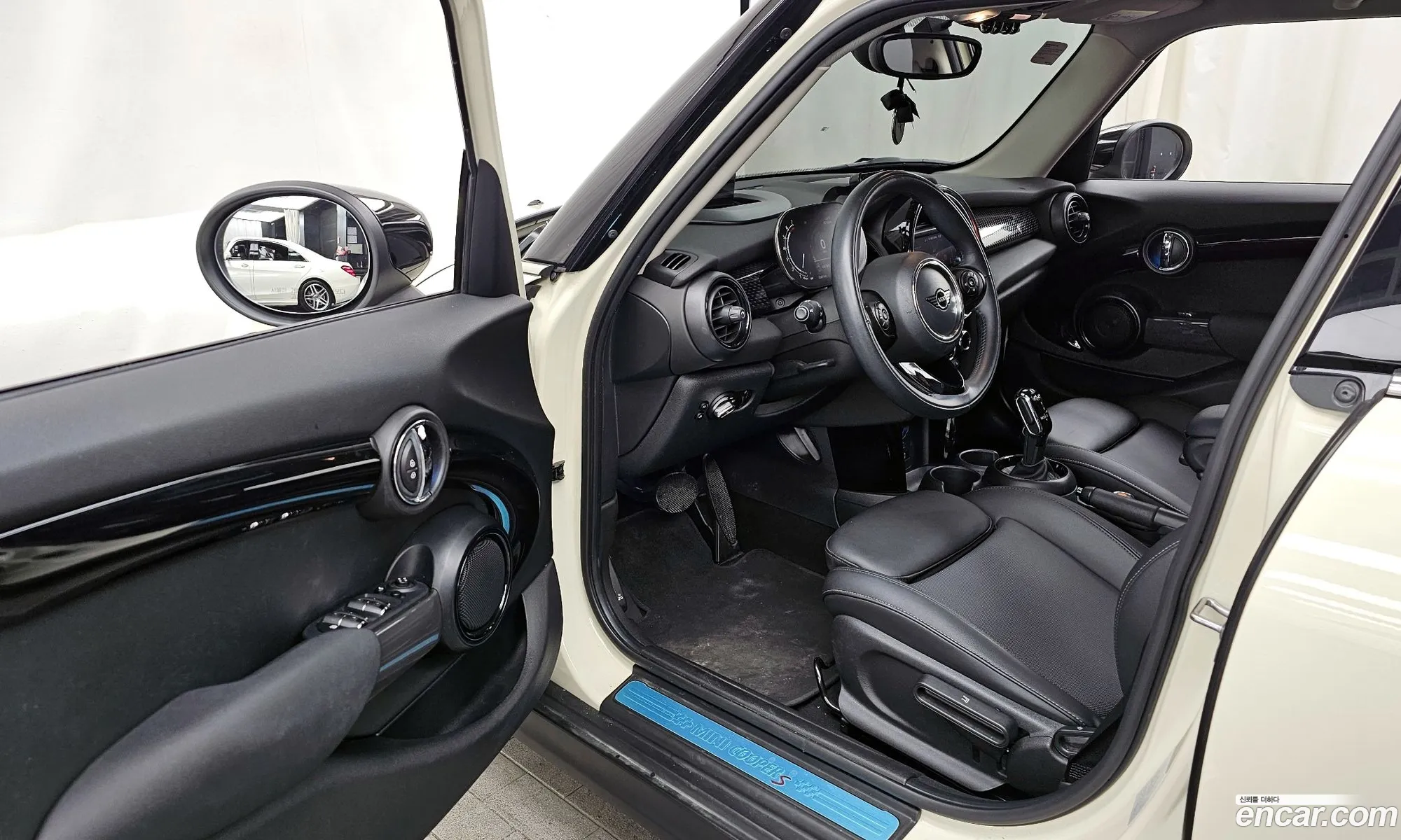 Mini Cooper S 2021 WMWXV9108M2N94055 — 18
