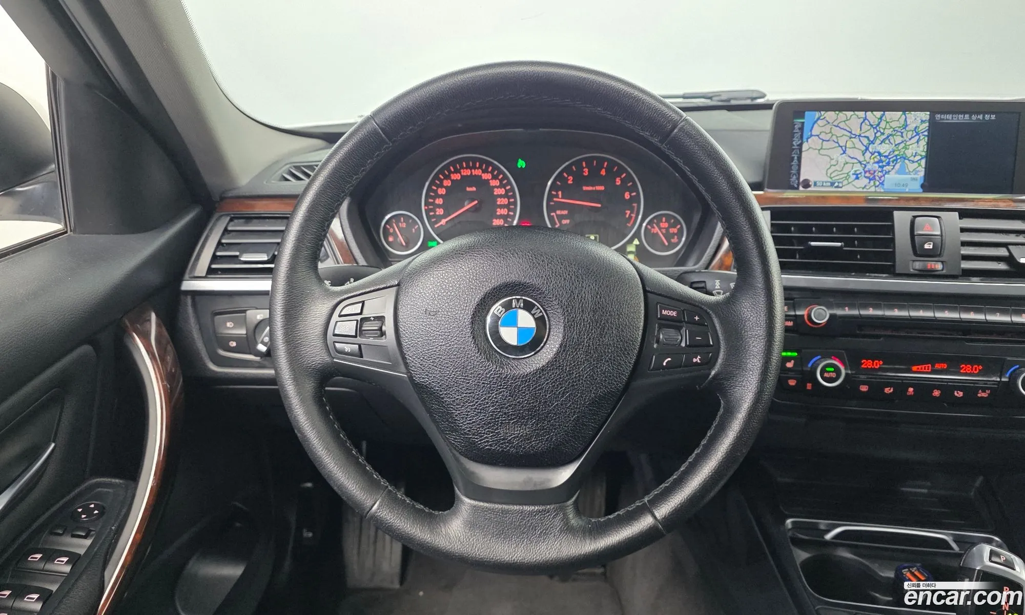 BMW 3 Series 2013 WBA3B1103DF385484 — 10