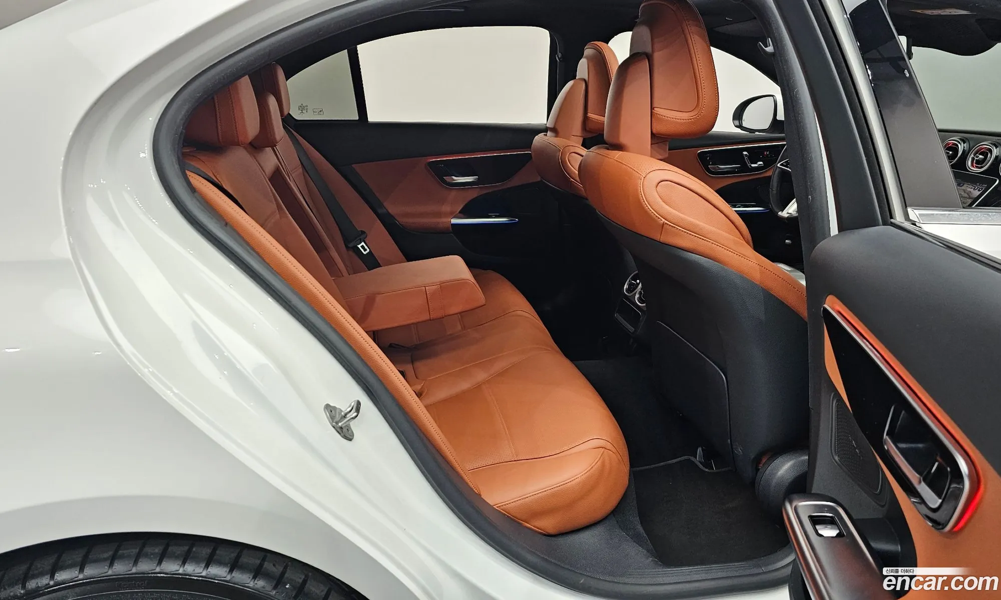 Mercedes-Benz C-Class W206 2023 — 14