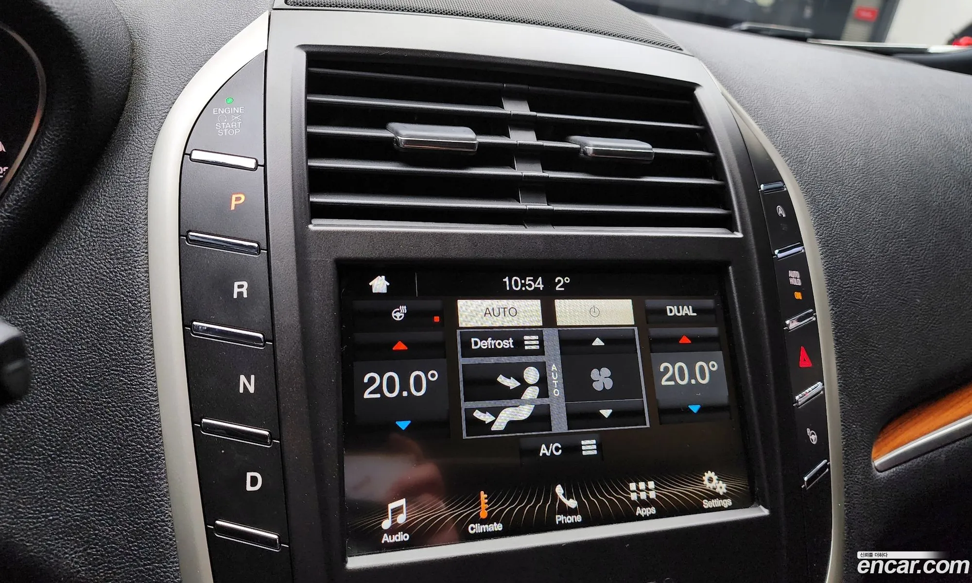 Lincoln MKC 2019 5LMCJ3D90KUL27491 — 13