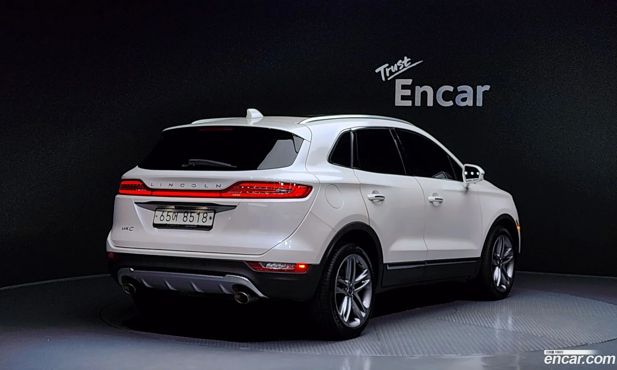 Lincoln MKC 2019 5LMCJ3D90KUL27491 — 20