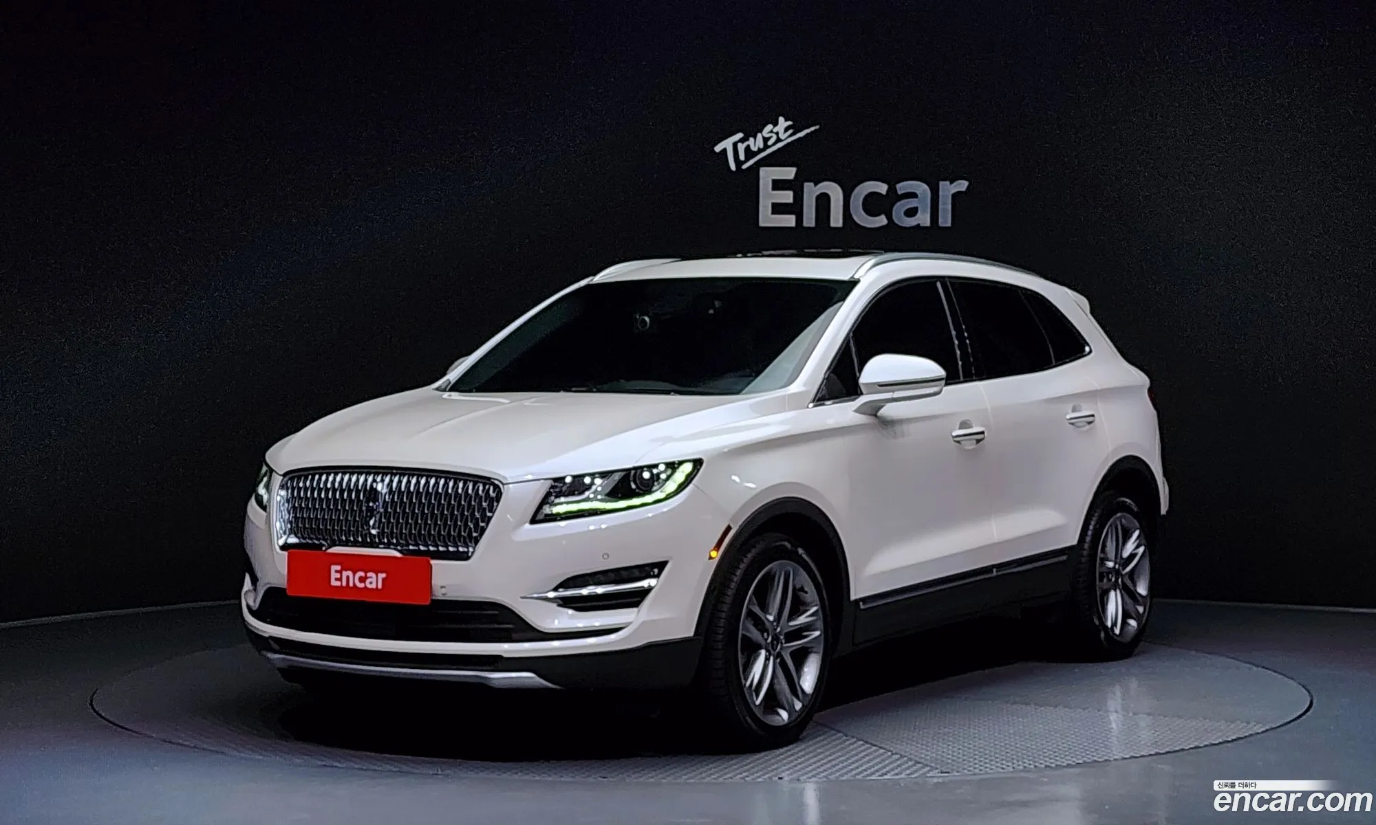 Lincoln MKC 2019 5LMCJ3D90KUL27491 — 16