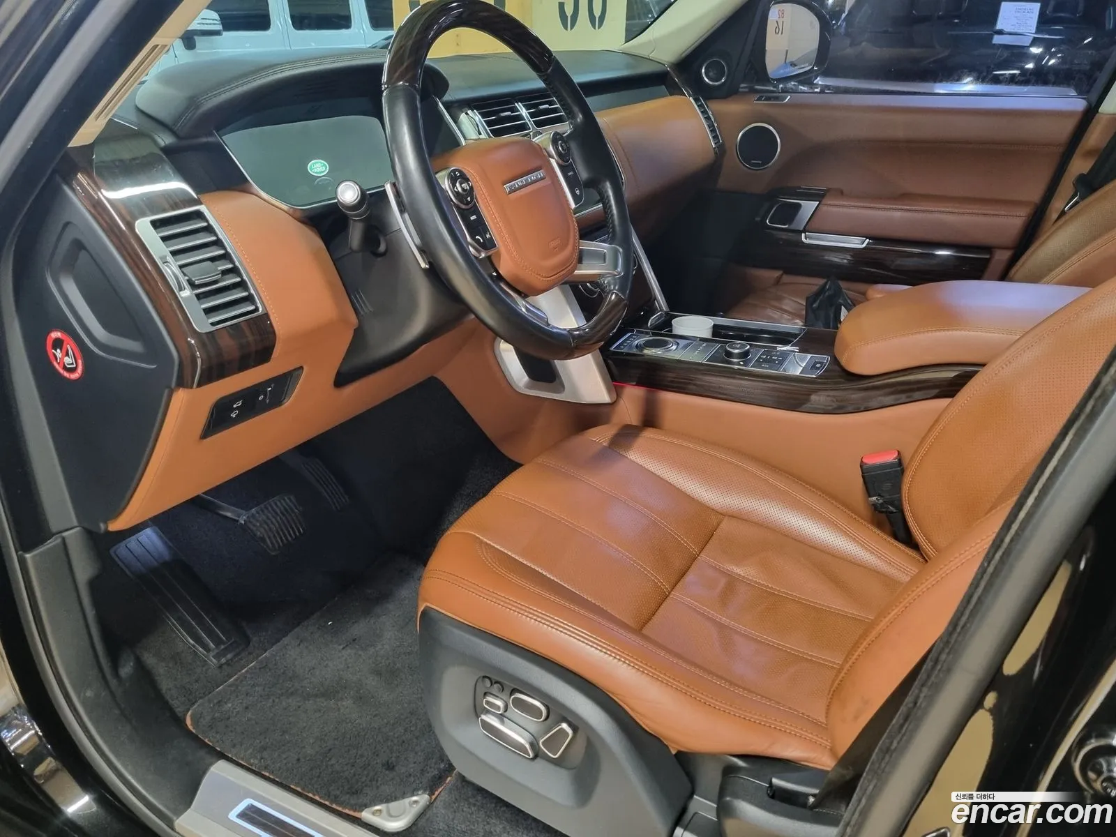 Land Rover Range Rover 2015 — 15