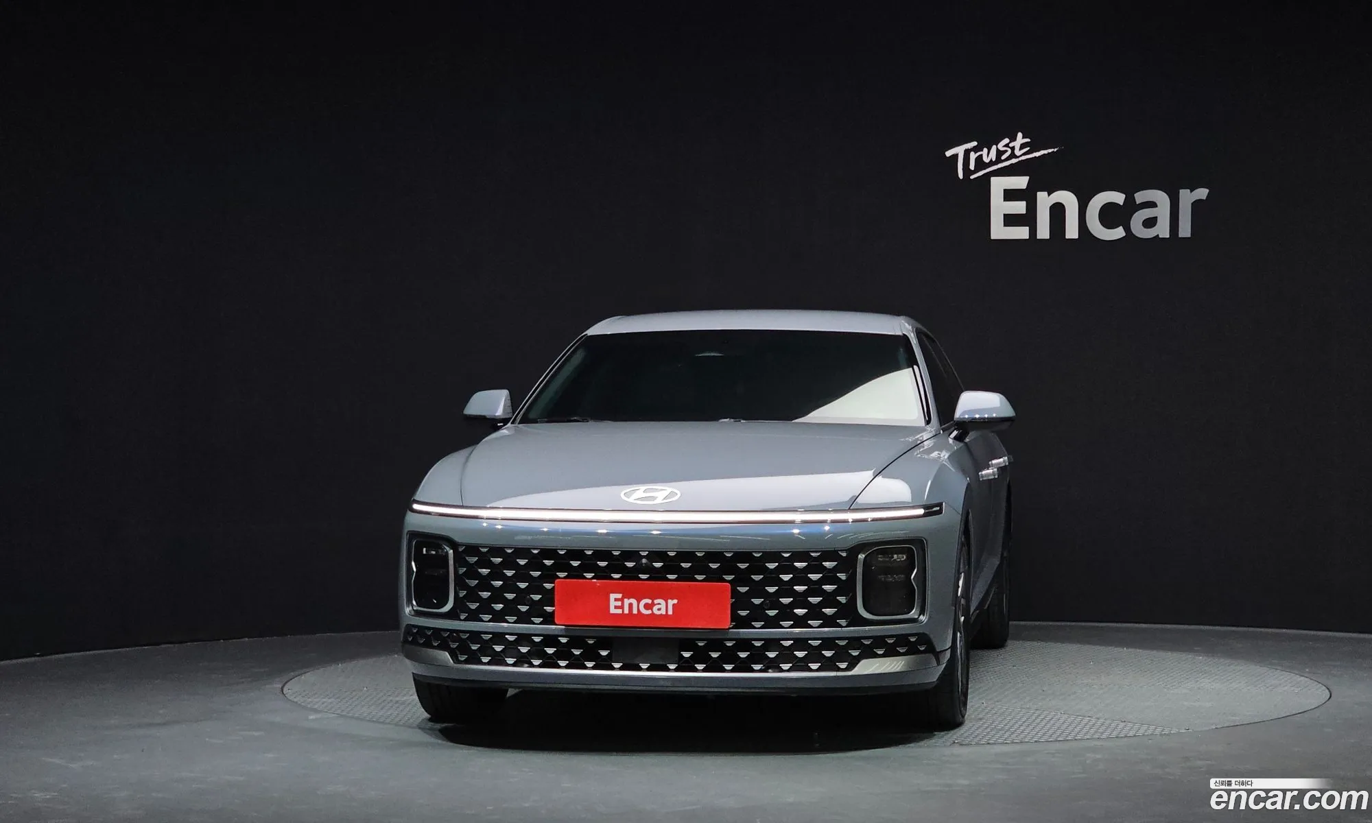 Hyundai Grandeur Hybrid 2023 — 19
