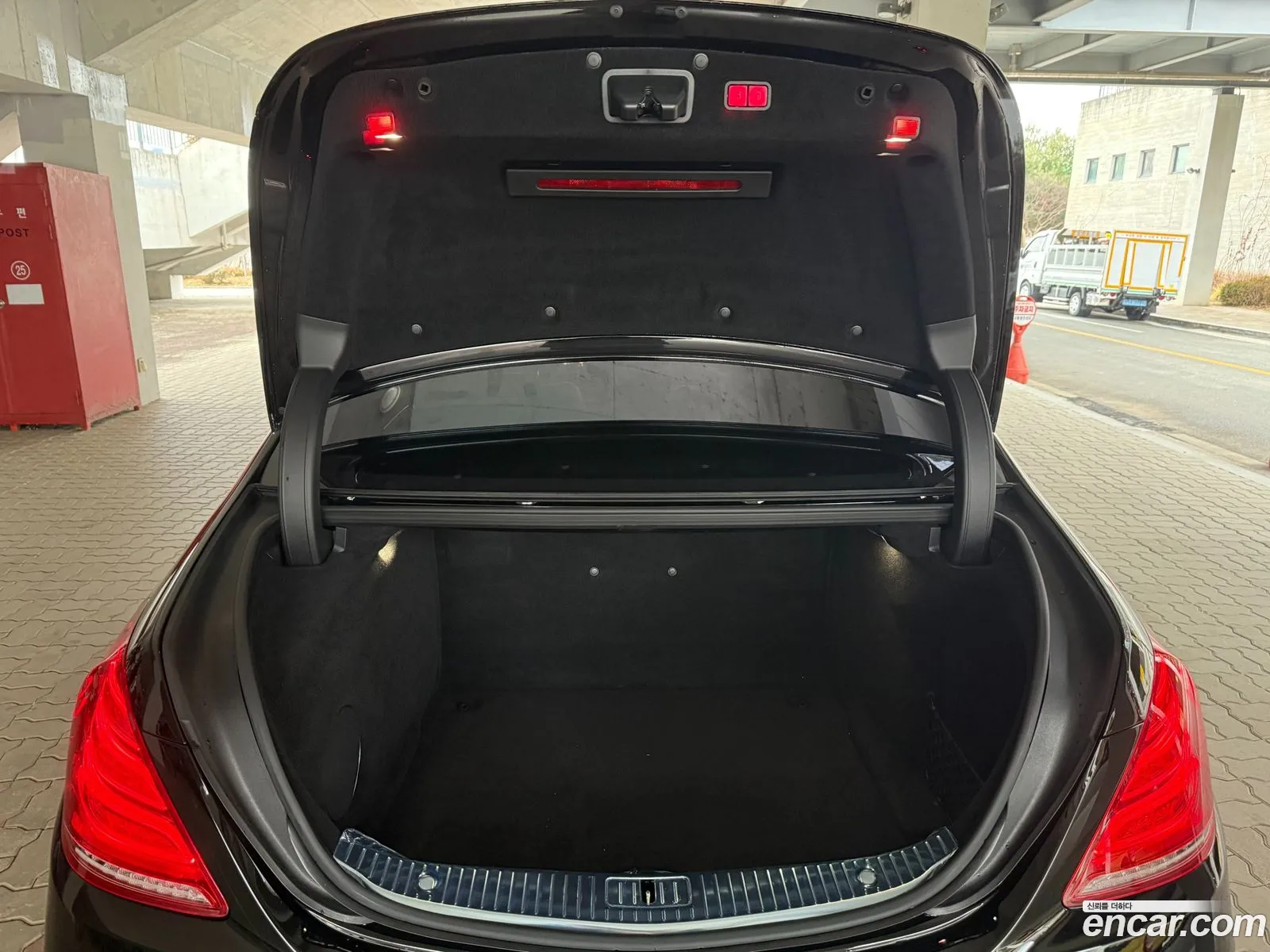 Mercedes-Benz S-Class W222 2016 — 8