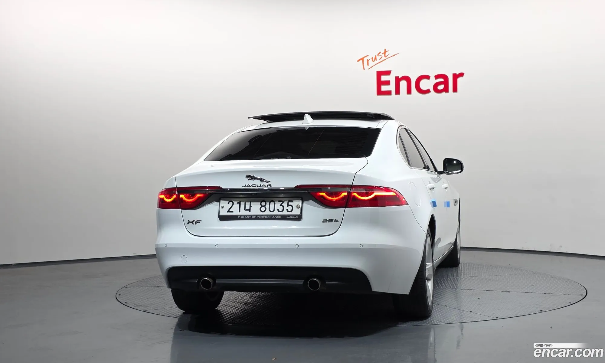 Jaguar XF 2018 — 6