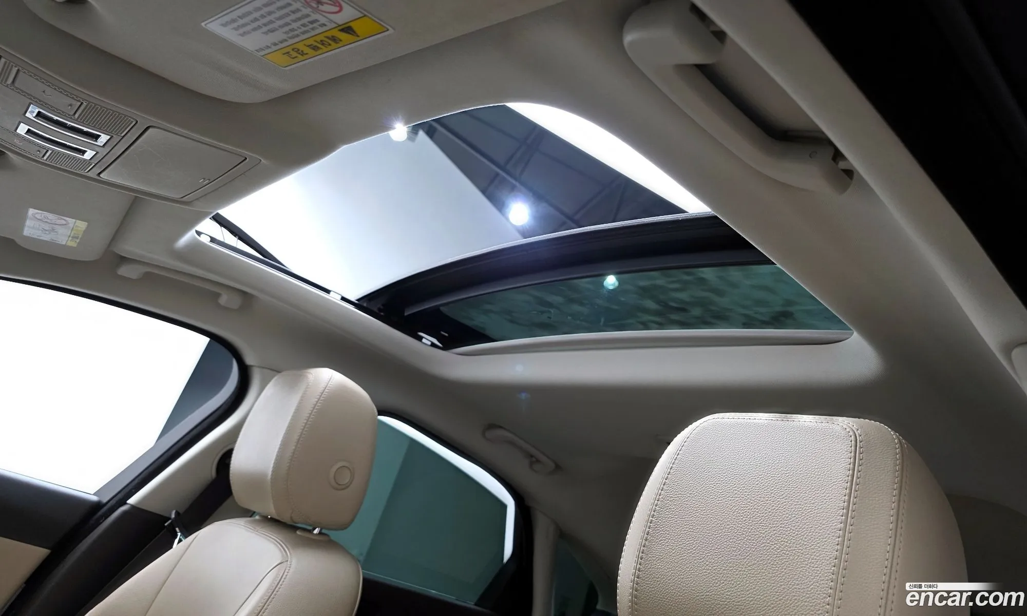 Jaguar XF 2018 — 16