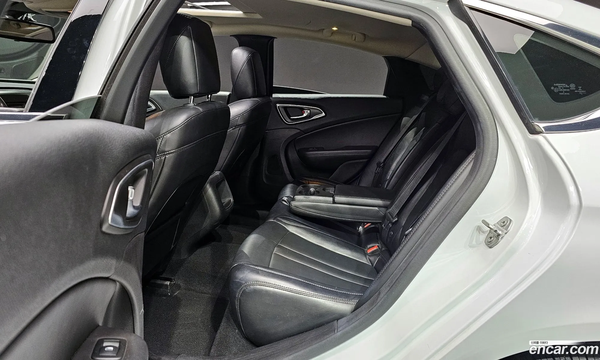 Chrysler 200 2015 1C3CCCAB6FN622379 — 14