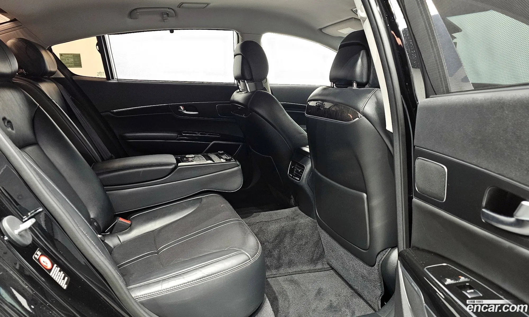 Kia K9 2015 — 19