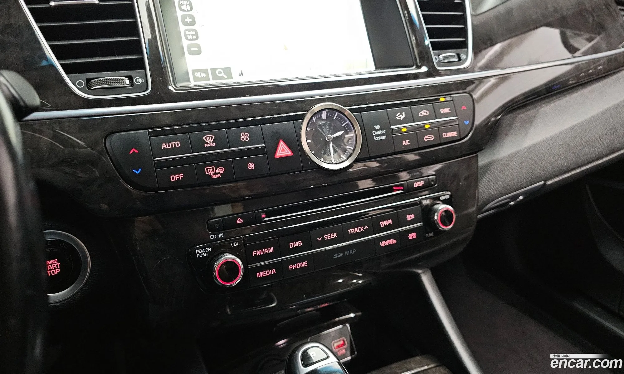 Kia K9 2015 — 11