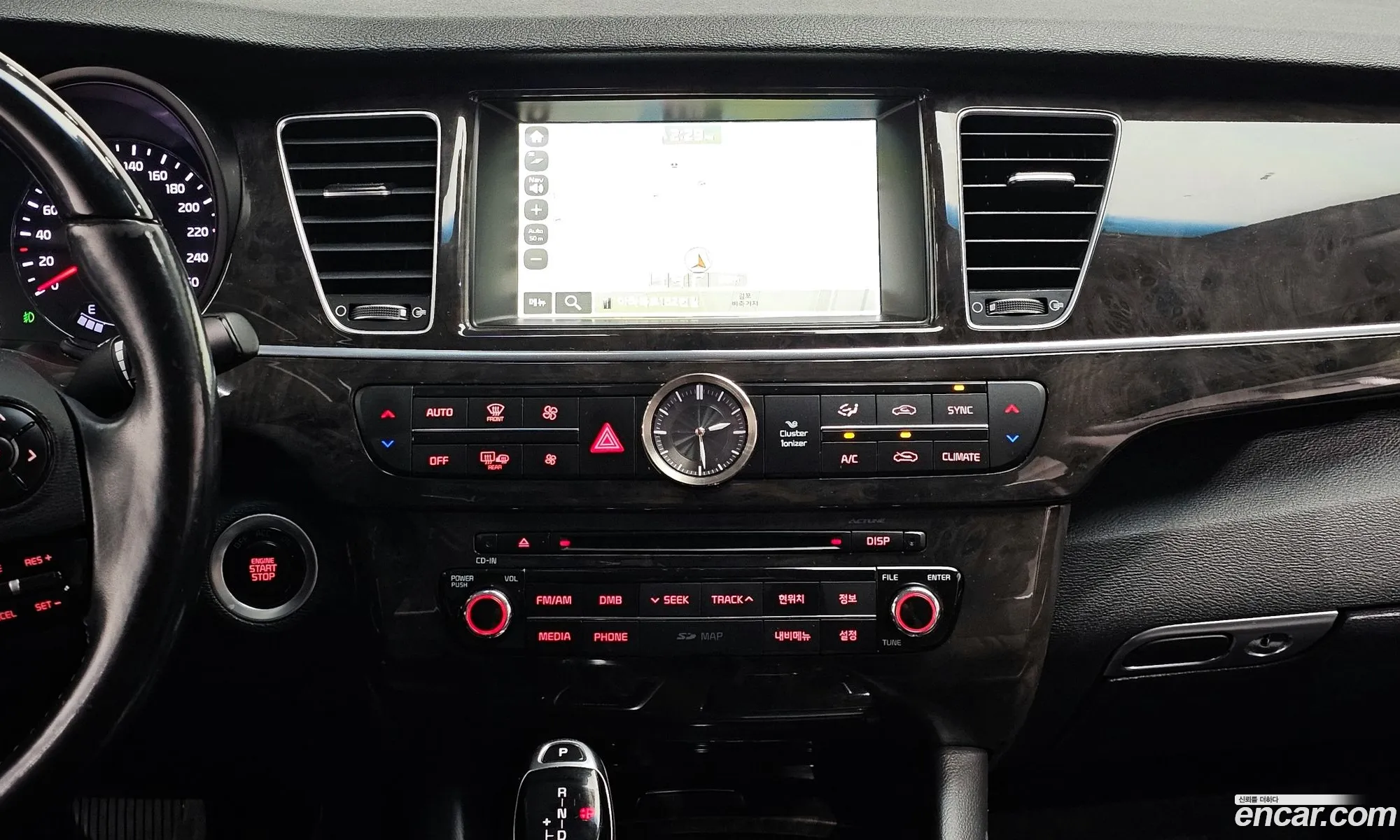 Kia K9 2015 — 8