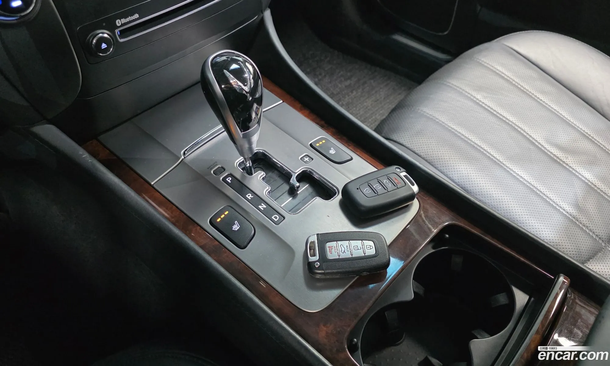 Hyundai Equus 2009 — 18