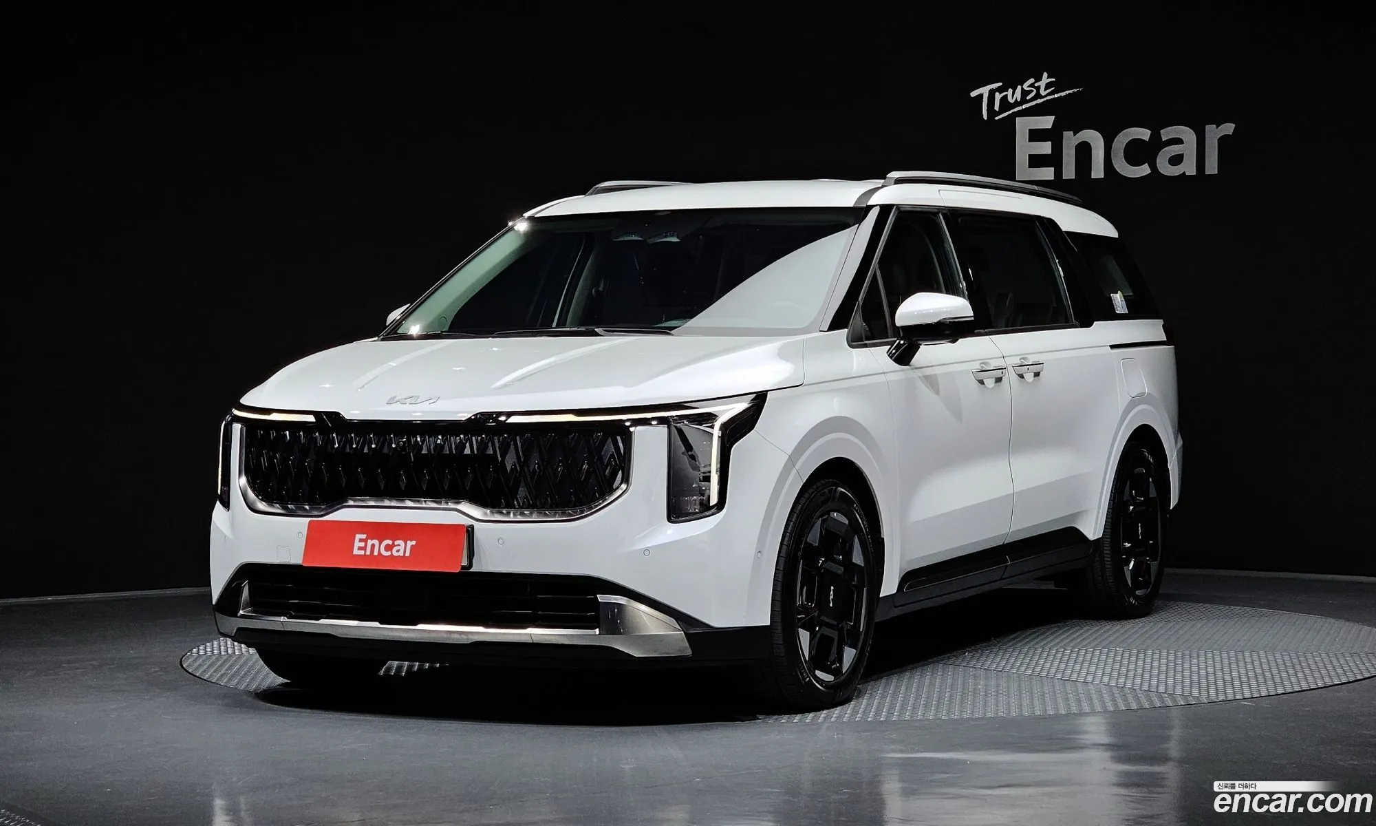 Kia Carnival 2024 — 4