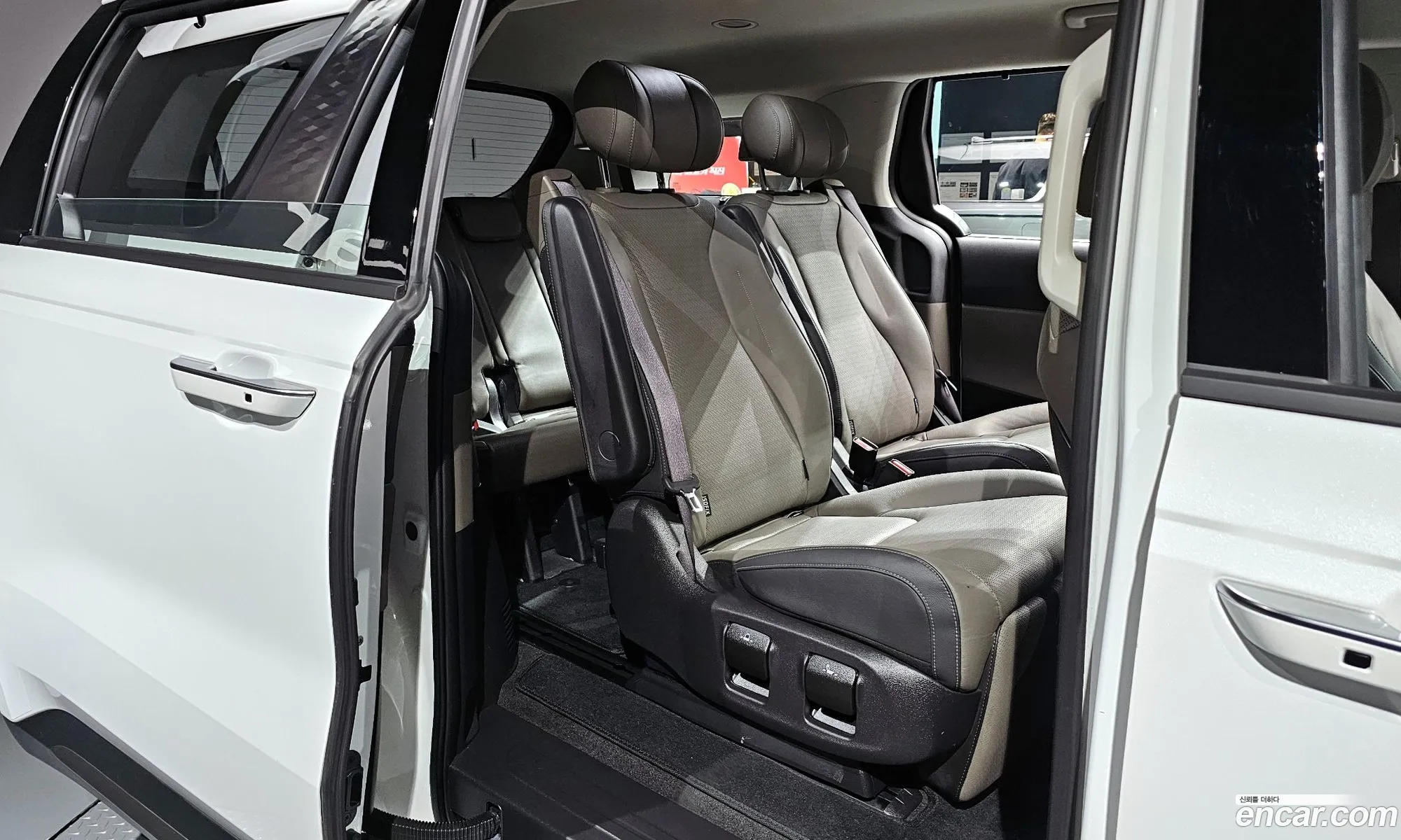 Kia Carnival 2024 — 15