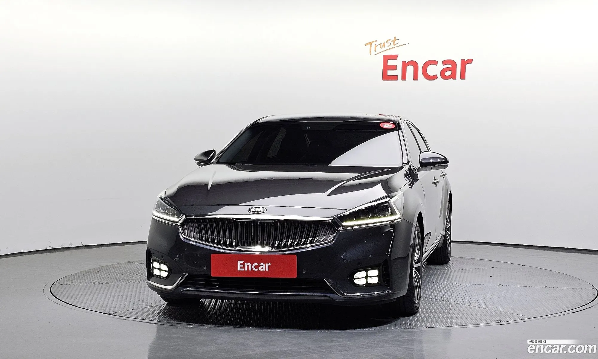 Kia K7 2018 — 18
