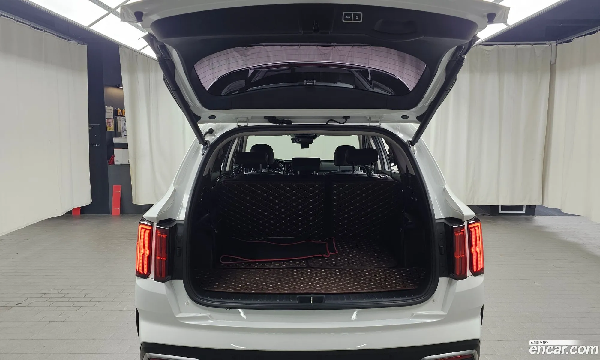 Kia Sorento 2020 KNARH81BGMA040708 — 3