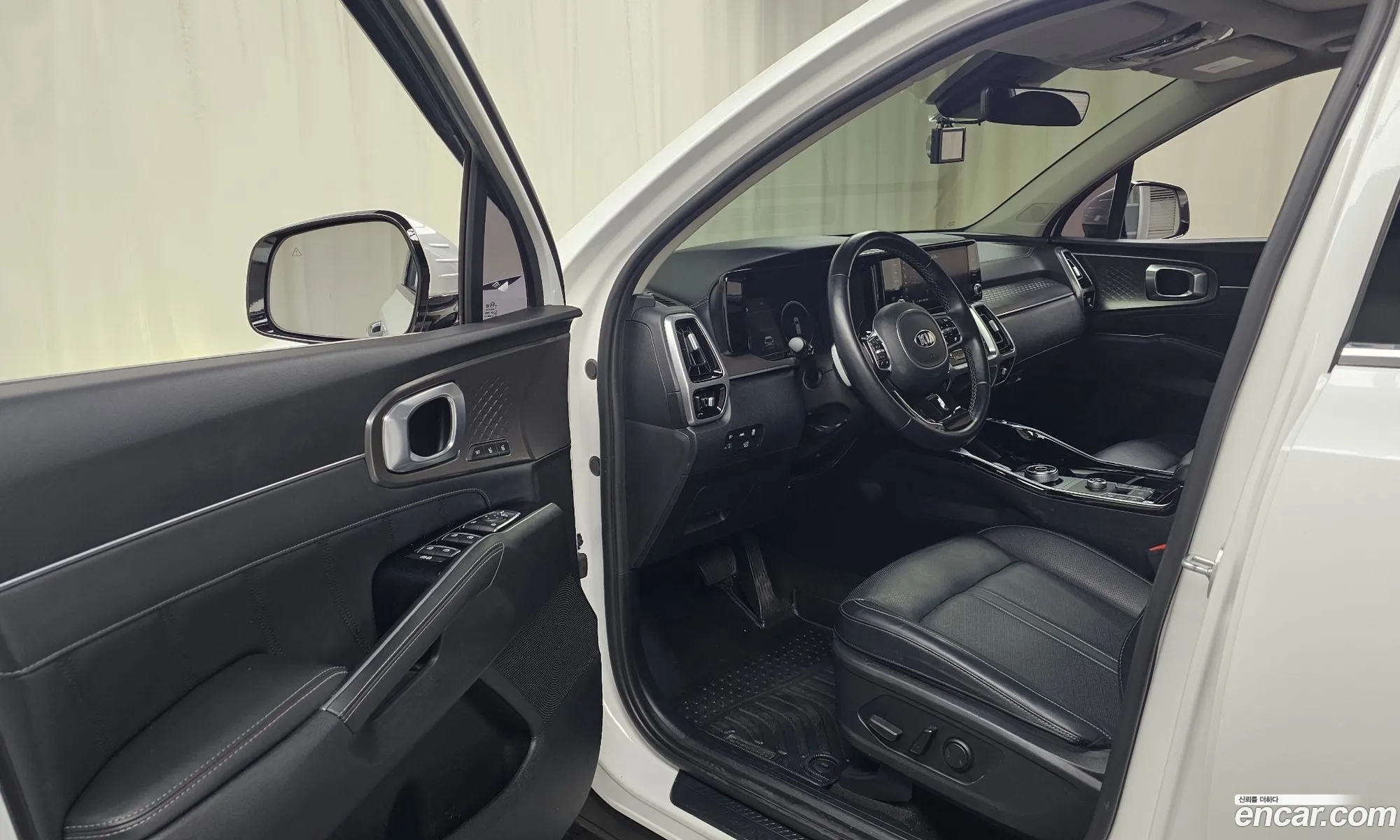 Kia Sorento 2020 KNARH81BGMA040708 — 6