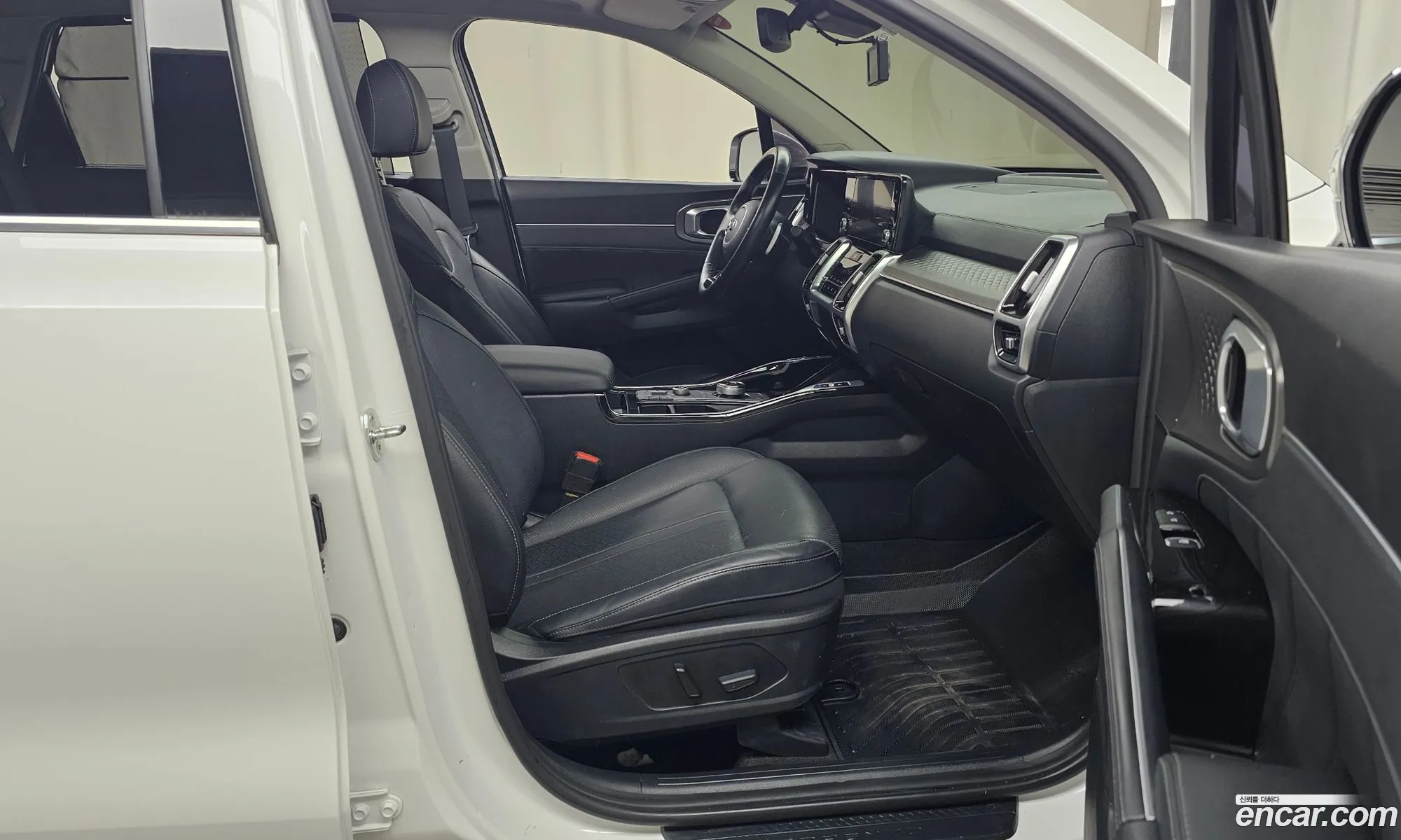 Kia Sorento 2020 KNARH81BGMA040708 — 20