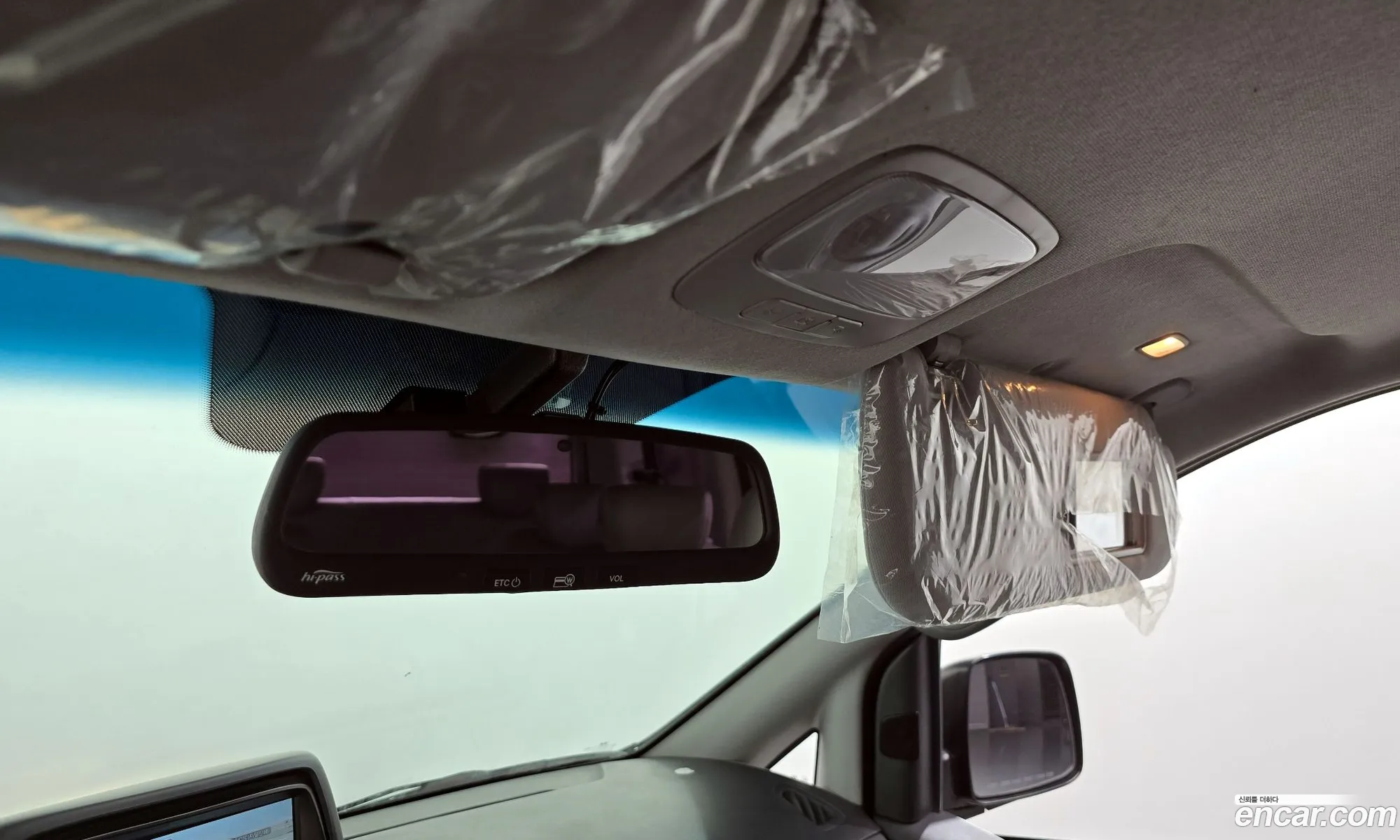 Hyundai Grand Starex 2015 — 16