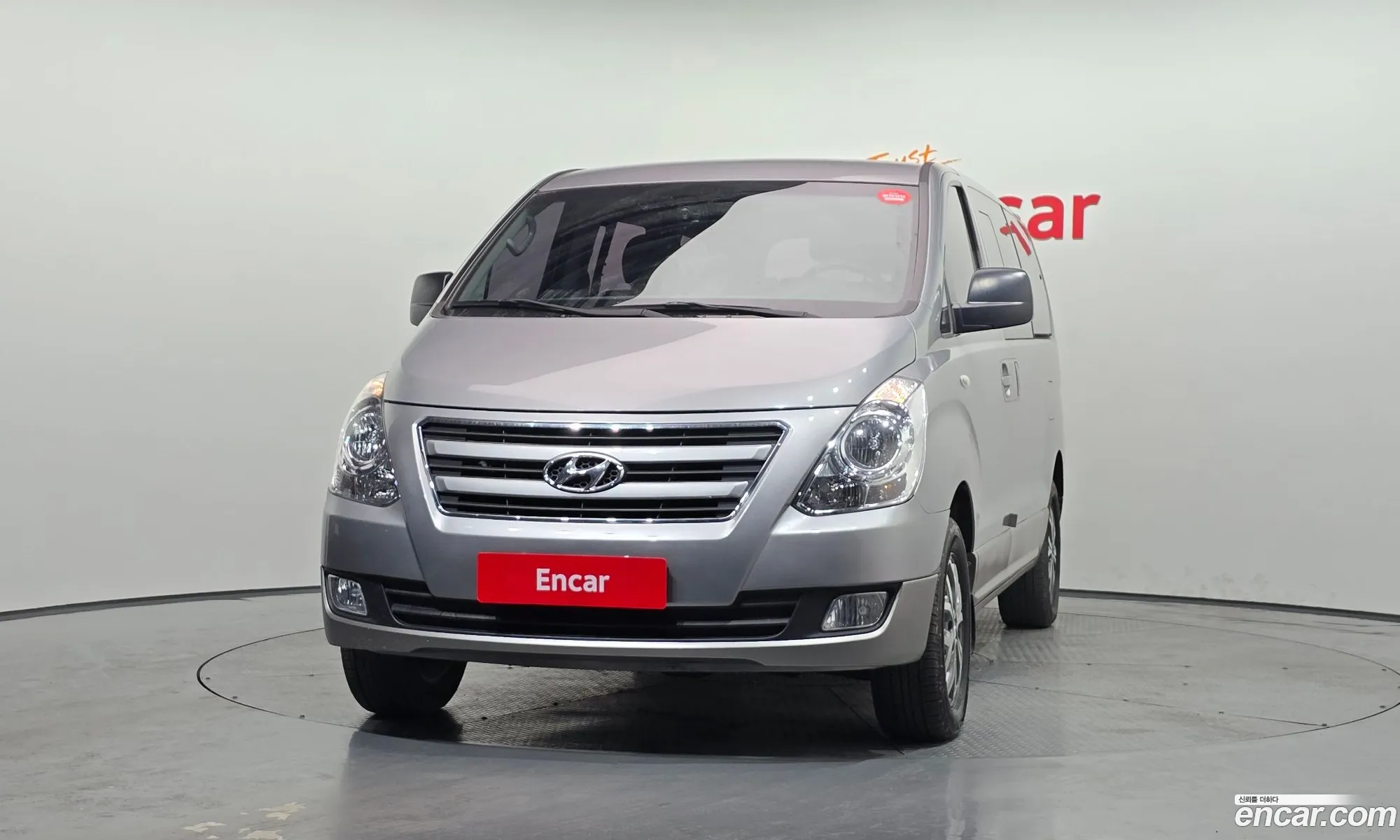 Hyundai Grand Starex 2015 — 19