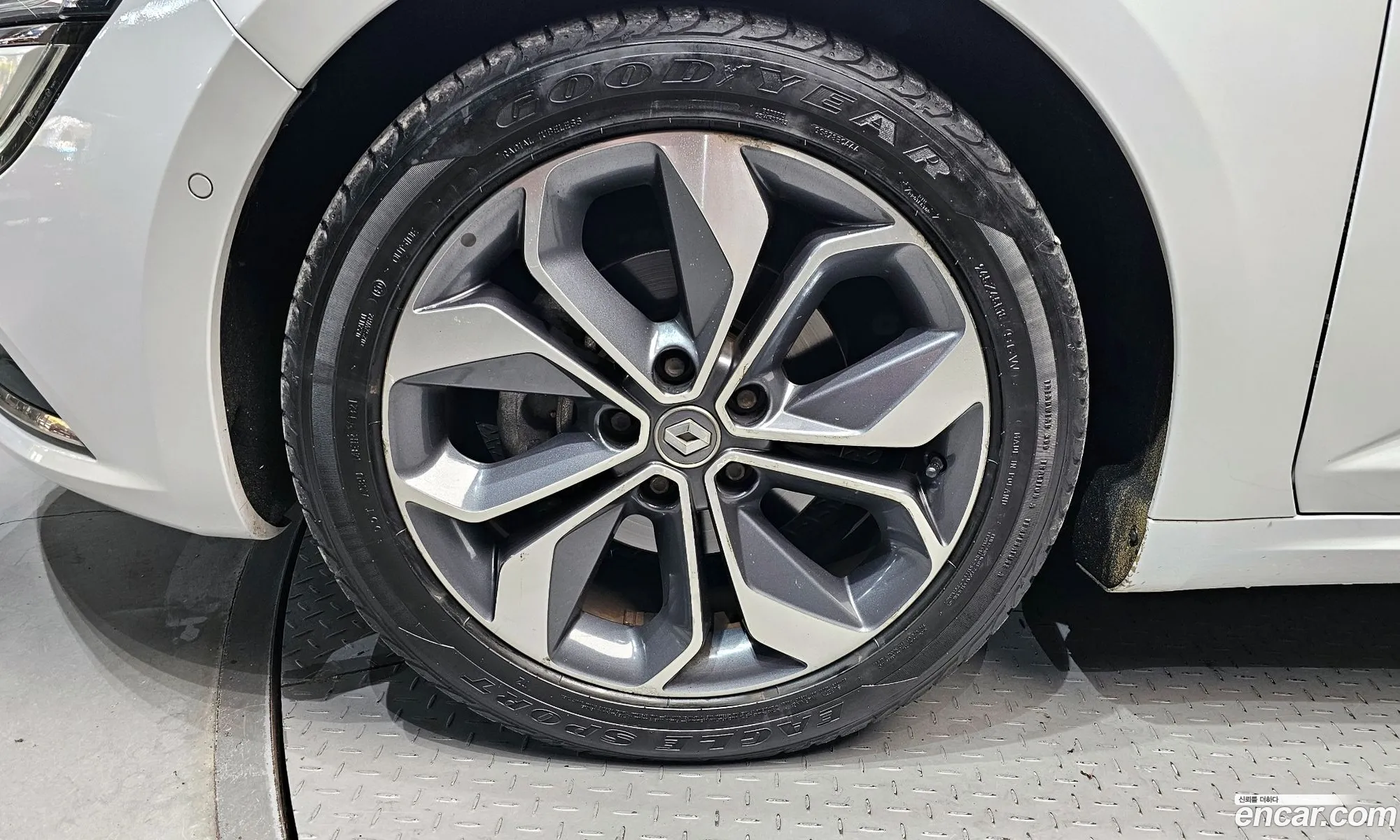 Renault Korea (Samsung) SM6 2018 — 8