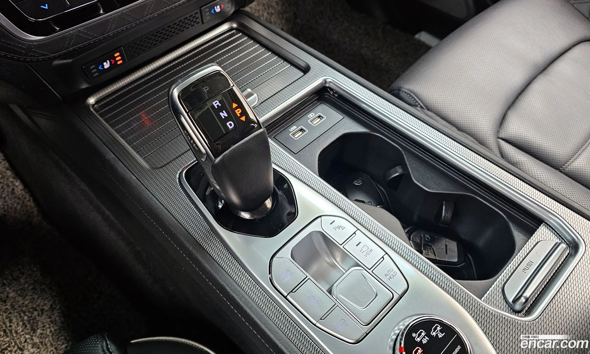 KG Mobility (SsangYong) Rexton 2020 — 16