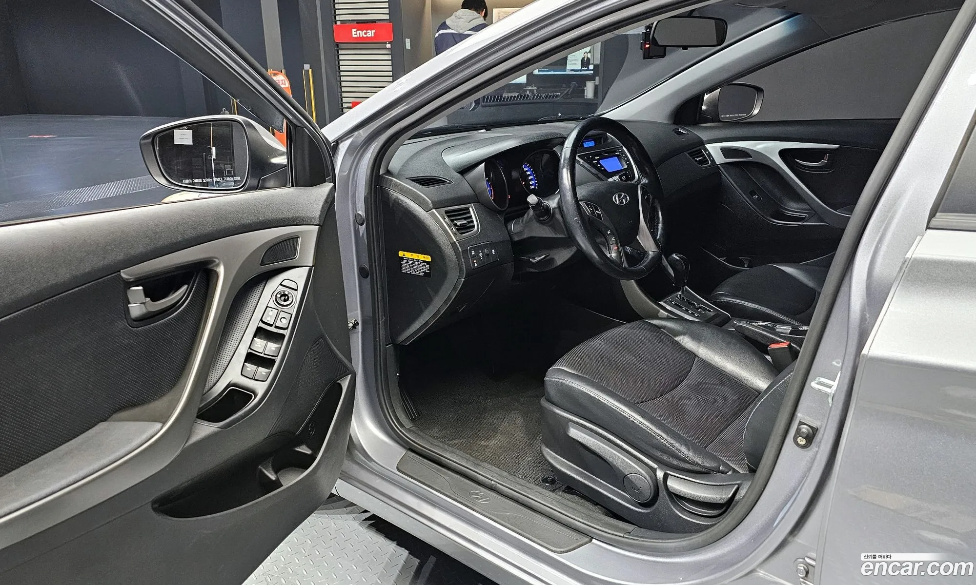 Hyundai Elantra MD 2012 — 15